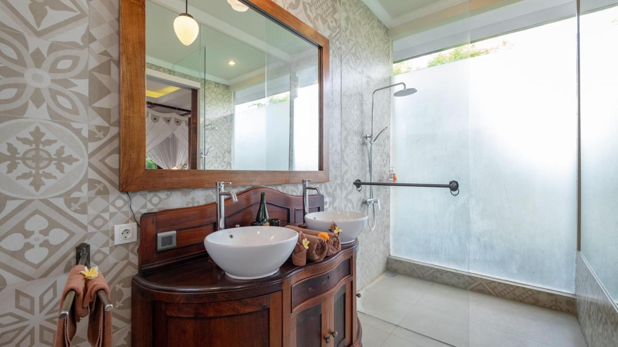 Niconico Mansion By Villa Finder Seminyak Dış mekan fotoğraf